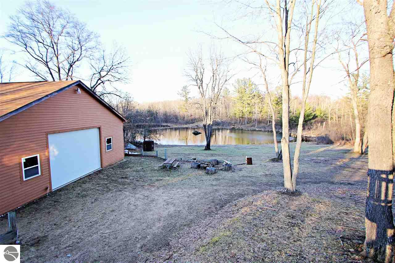 450 Old State Rd, Harrison, MI 48625 photo 3