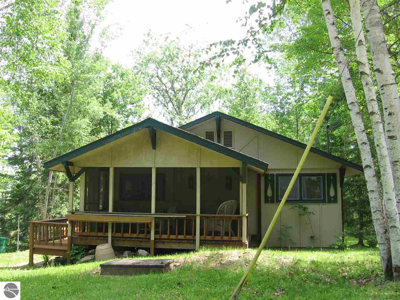 4885 Channel Dr, Lupton, MI 48635 photo 2