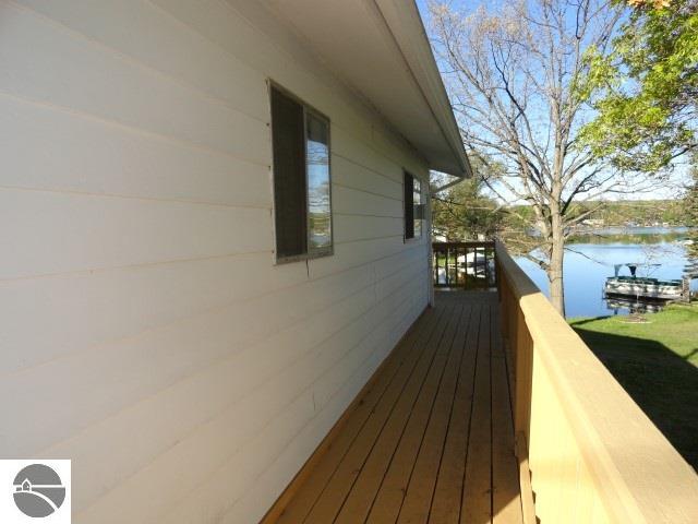 2840 Huckleberry Trl, Farwell, MI 48622 photo 11