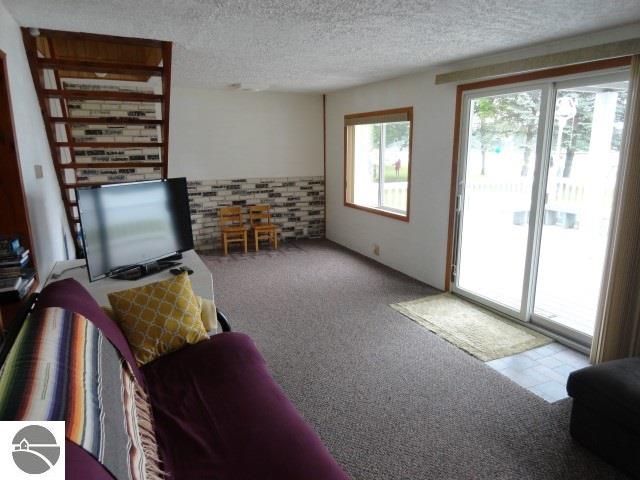 981 Florence Dr, Farwell, MI 48622 photo 22