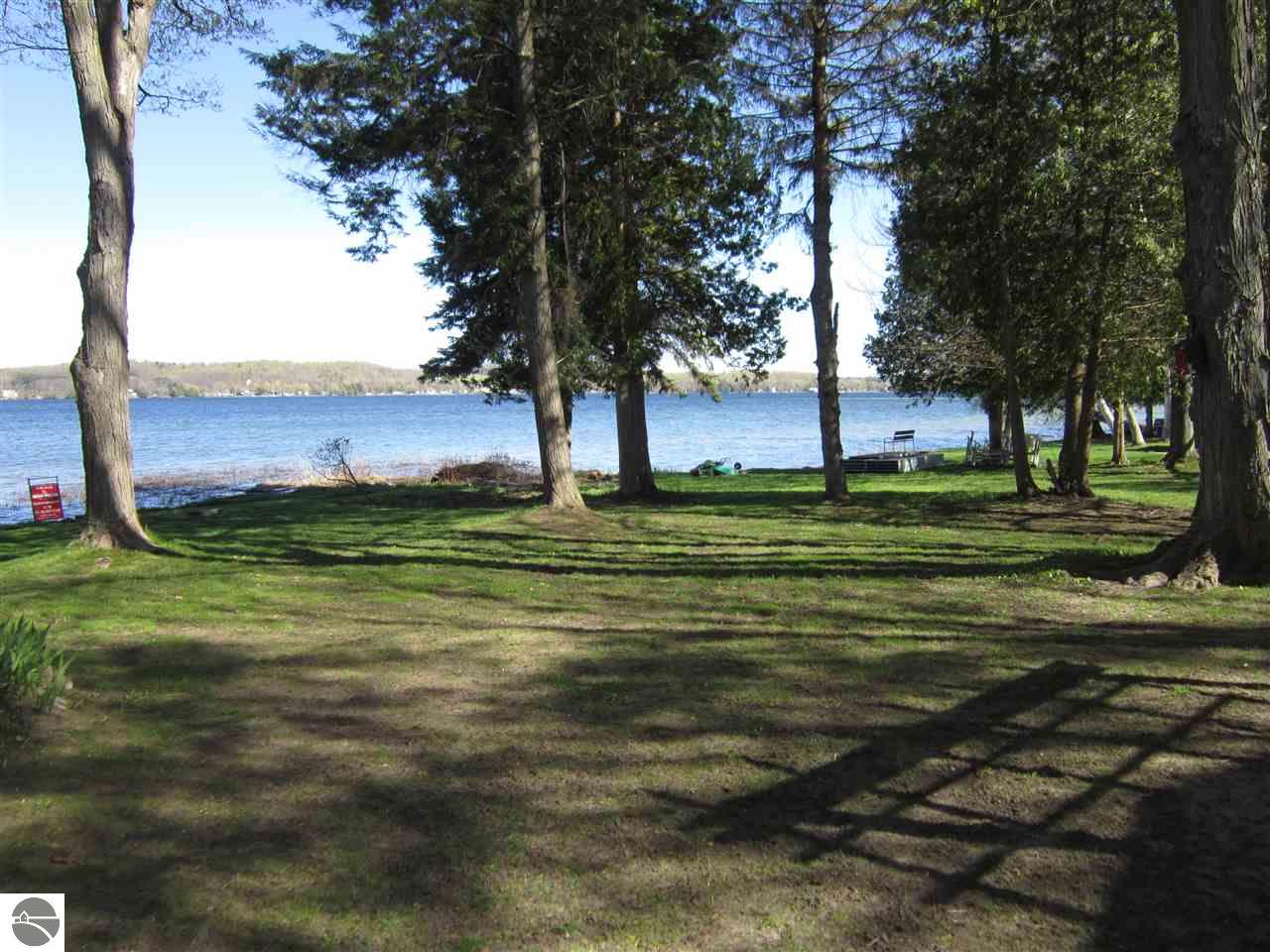 7251 S Beach Front St, Cedar, MI 49621 photo 15