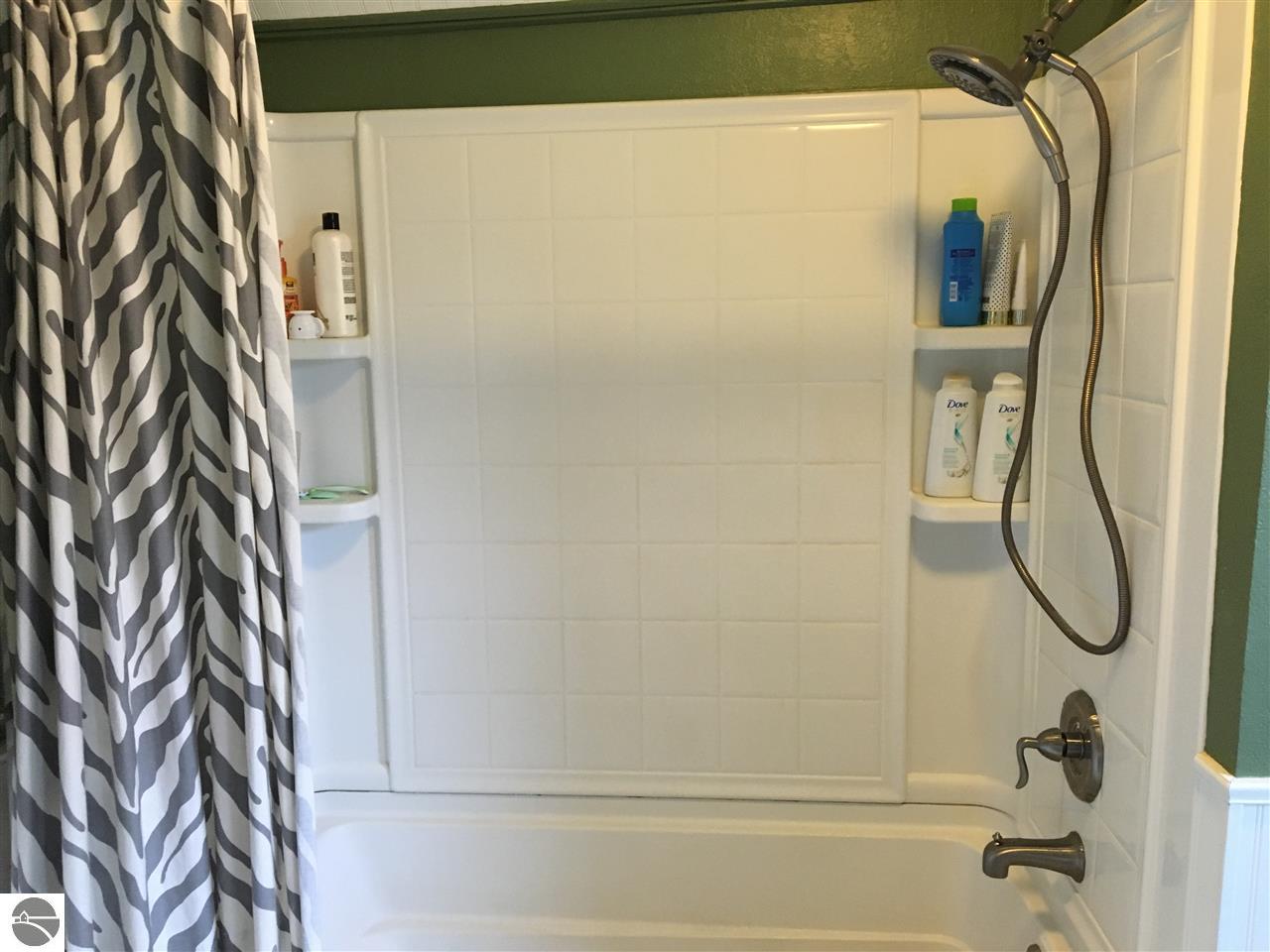 225 S Maple Ave, Alma, MI 48801 photo 23