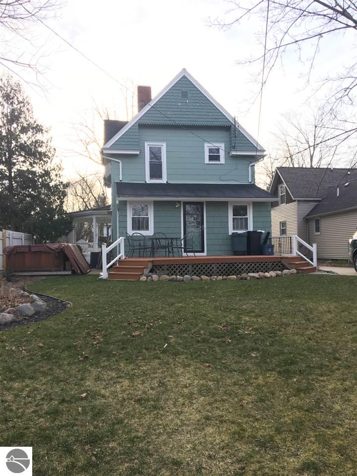 225 S Maple Ave, Alma, MI 48801 photo 3