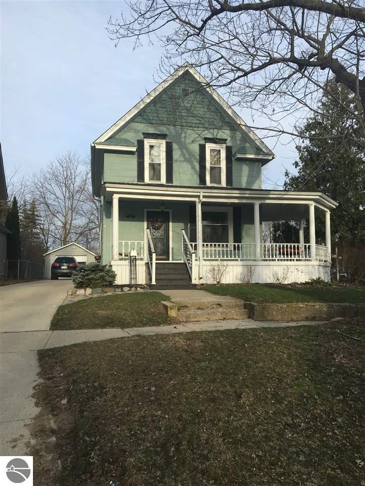 225 S Maple Ave, Alma, MI 48801 photo 4