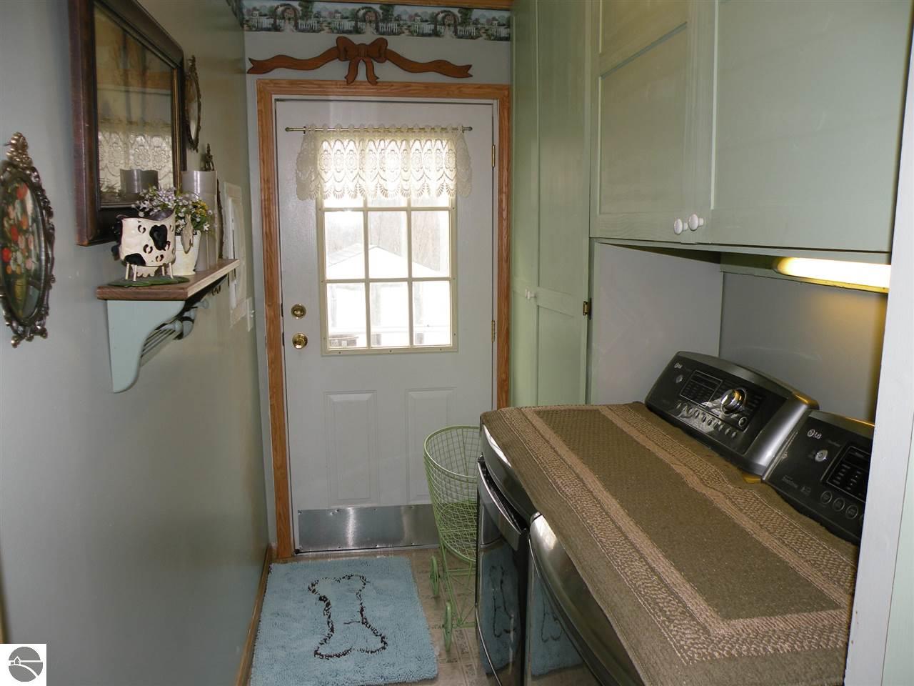 1399 N Hockaday Rd, Gladwin, MI 48624 photo 9