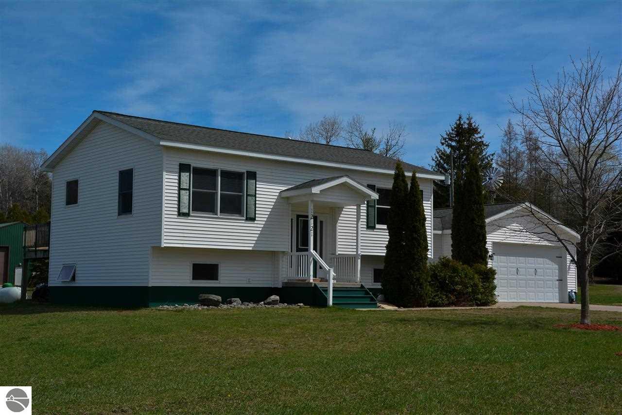 12121 S Solon Rd, Cedar, MI 49621 photo 26