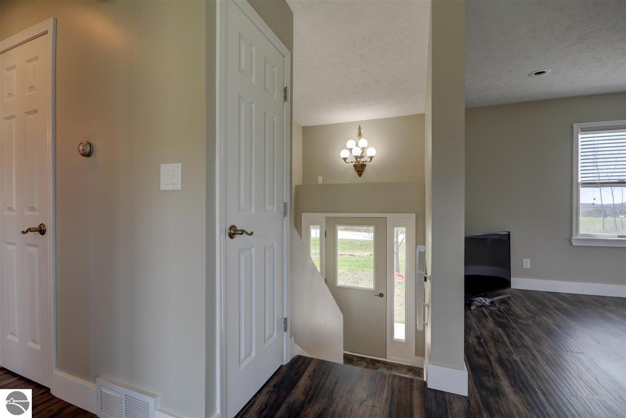 12121 S Solon Rd, Cedar, MI 49621 photo 8