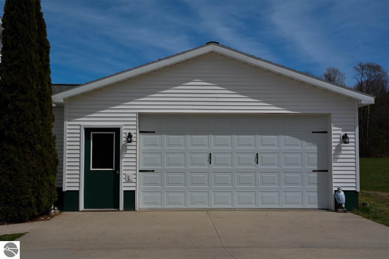 12121 S Solon Rd, Cedar, MI 49621 photo 28