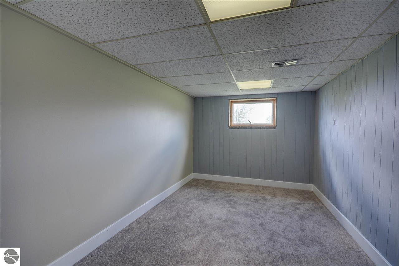 12121 S Solon Rd, Cedar, MI 49621 photo 15