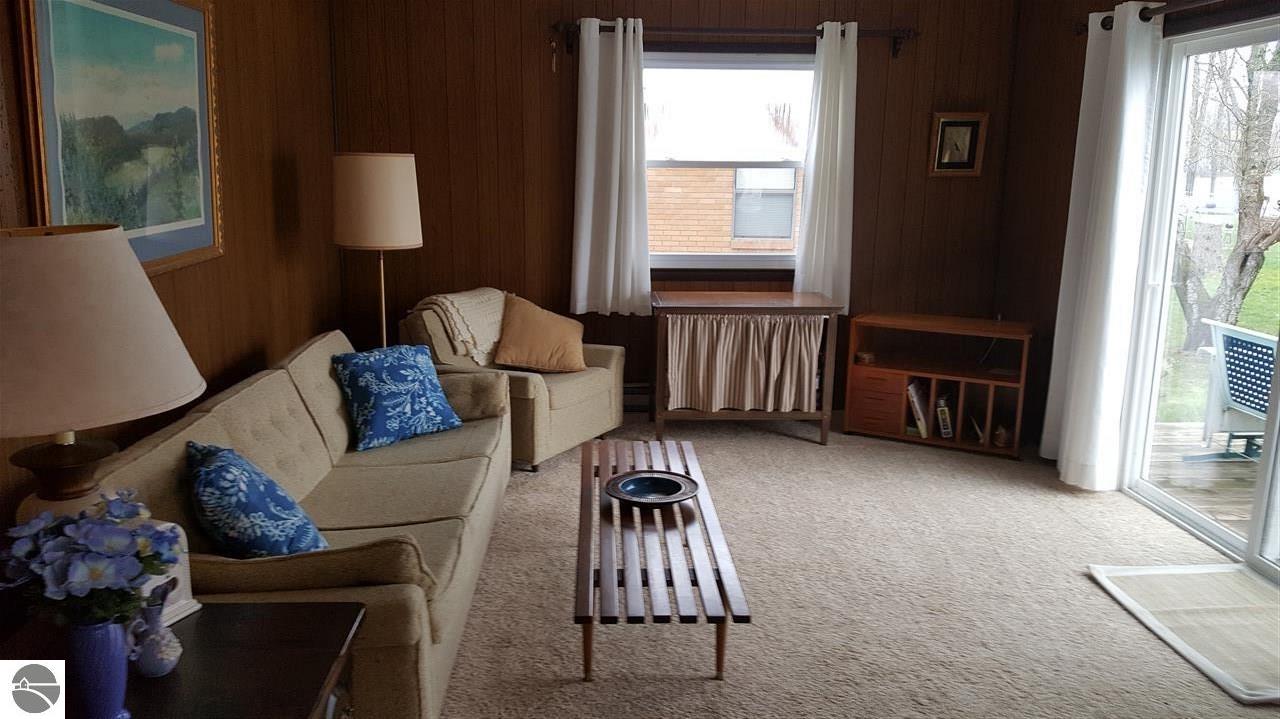 3651 E Shore Dr, Weidman, MI 48893 photo 10
