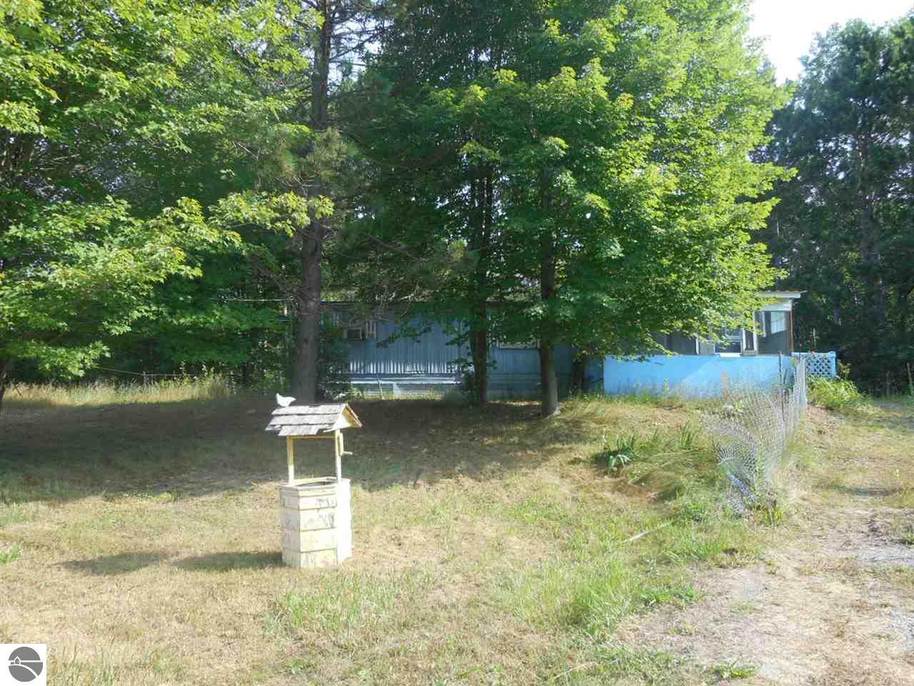 175 E Knox Rd, Beaverton, MI 48612 photo 2