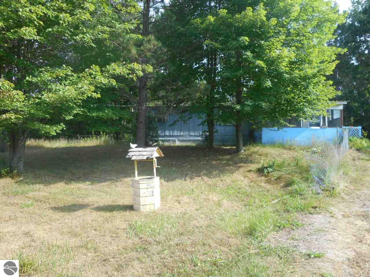 175 E Knox Rd, Beaverton, MI 48612 photo 3