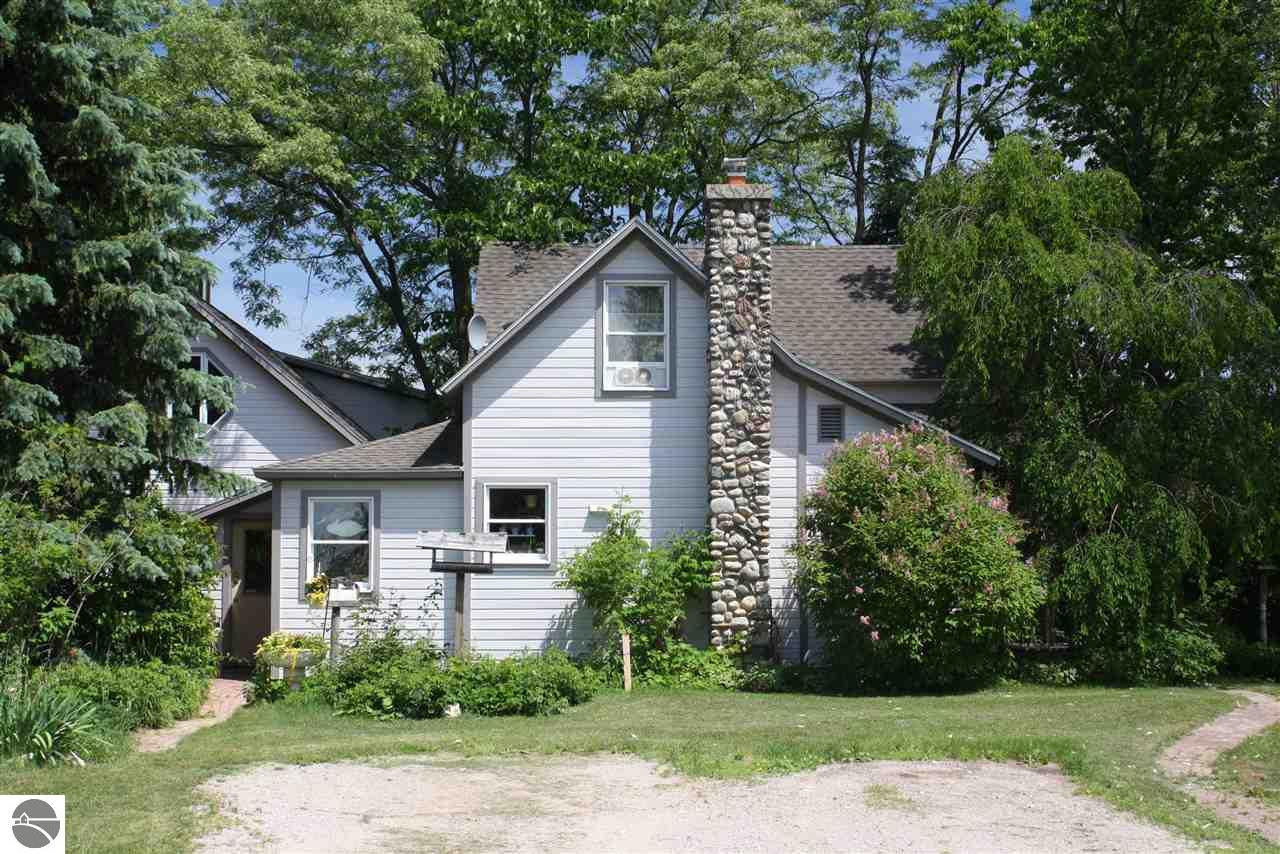 2981 Eitzen Rd, Cedar, MI 49621 photo 4
