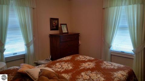 324 W Michigan Ave, Au Gres, MI 48703 photo 9