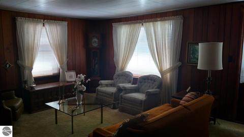 324 W Michigan Ave, Au Gres, MI 48703 photo 12