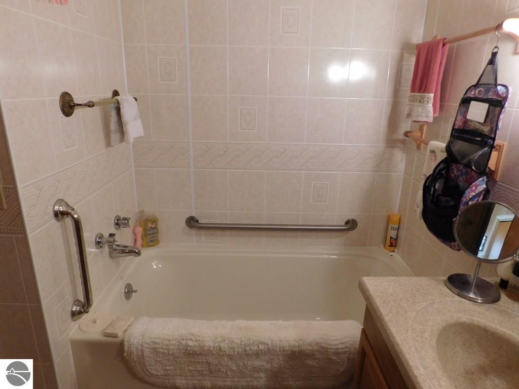 8571 E 12 Rd, Manton, MI 49663 photo 29