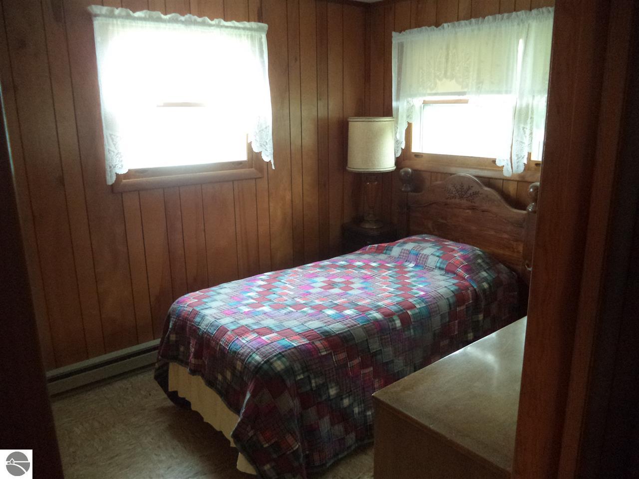 869 Richland Ave, Lupton, MI 48635 photo 9