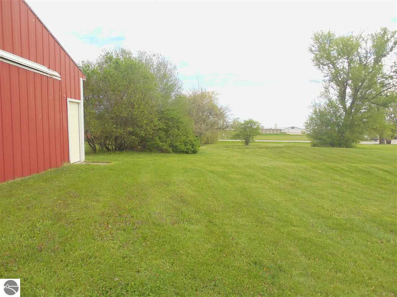 7064 E Blanchard Rd, Shepherd, MI 48883 photo 25