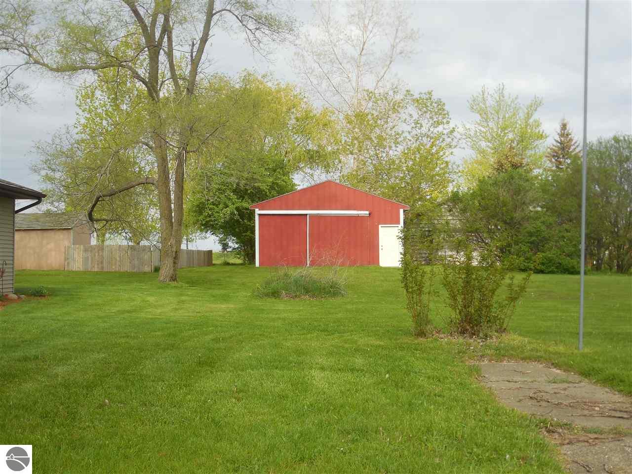 7064 E Blanchard Rd, Shepherd, MI 48883 photo 23