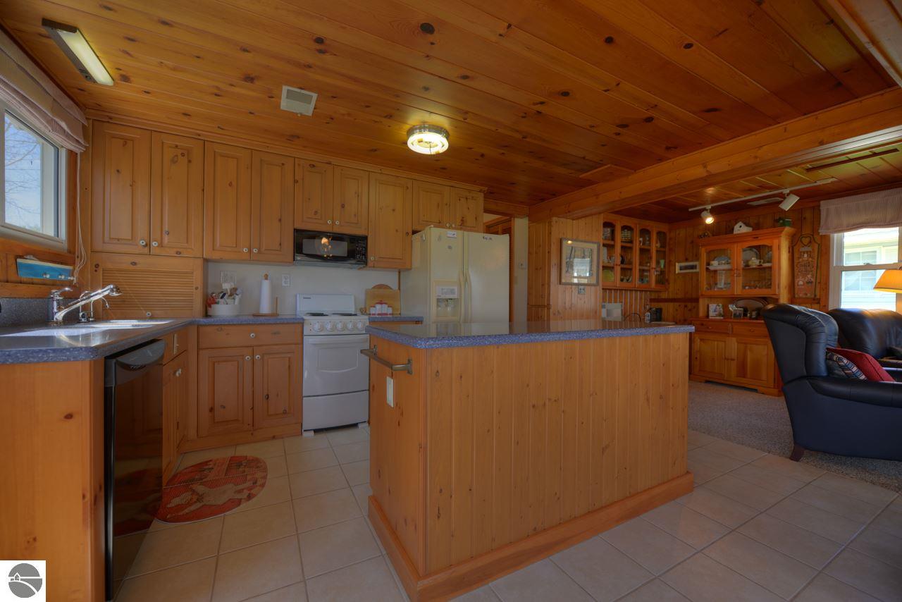 8373 S Sandbar Dr, Cedar, MI 49621 photo 21