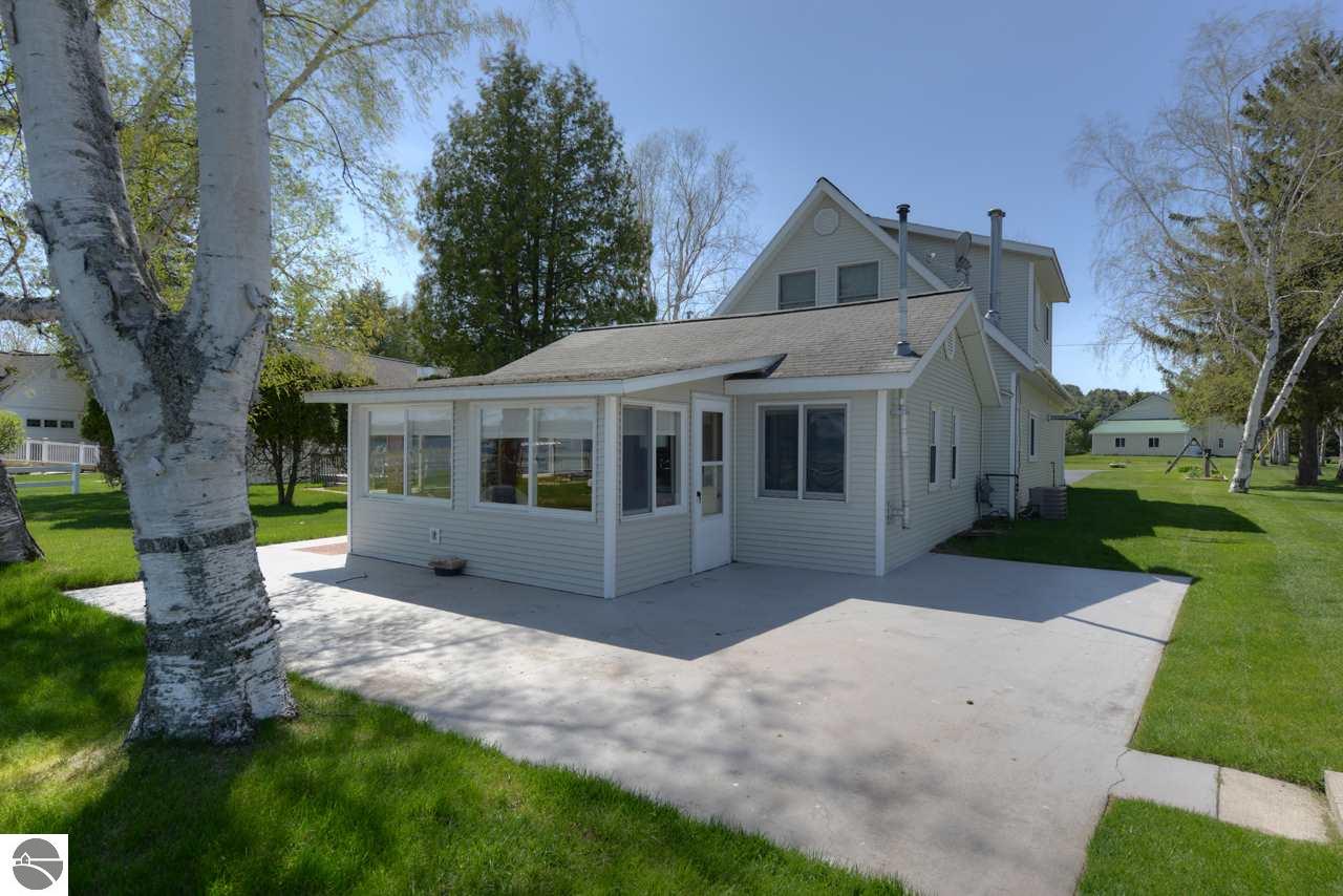 8373 S Sandbar Dr, Cedar, MI 49621 photo 8