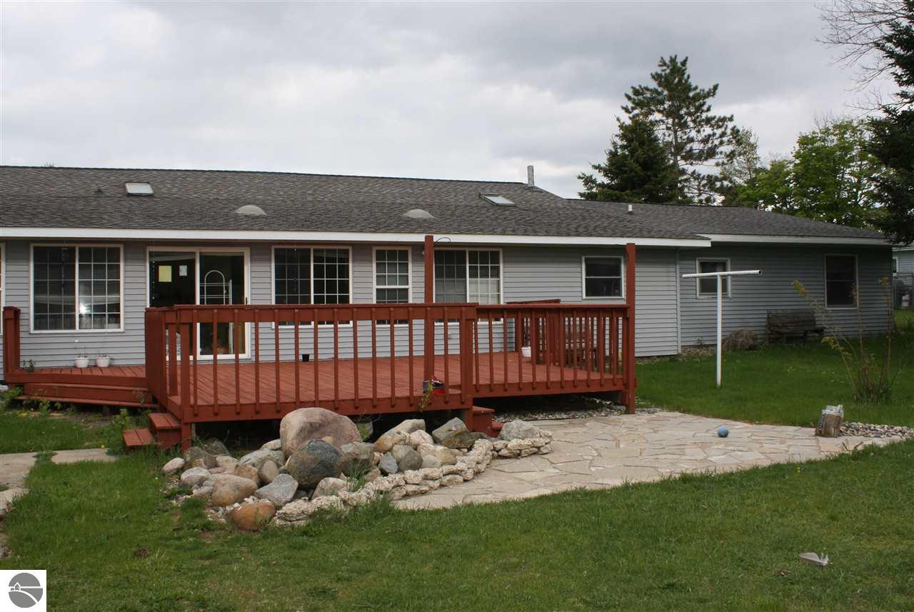 103 Beech Dr, Clare, MI 48617 photo 35