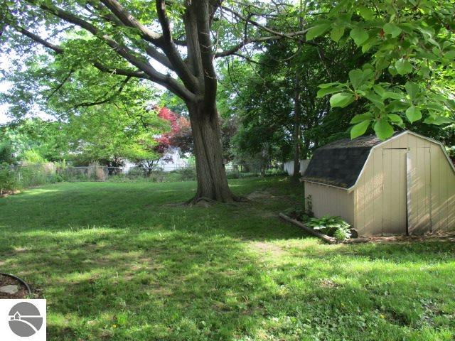 321 End St, Alma, MI 48801 photo 9