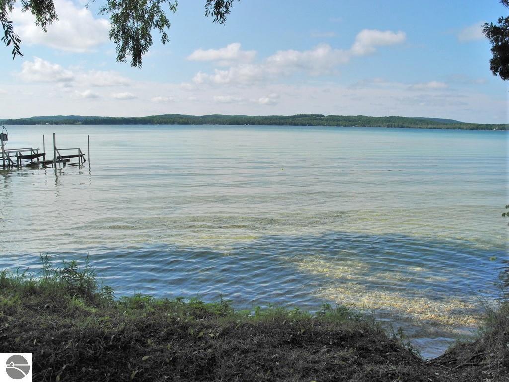 5 E Juniper Trl, Leland, MI 49654 photo 27