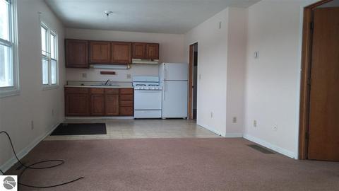 118 Sherman St, Elberta, MI 49628 photo 2