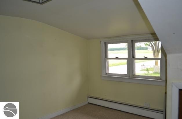 8425 E Monroe Rd, Wheeler, MI 48662 photo 16