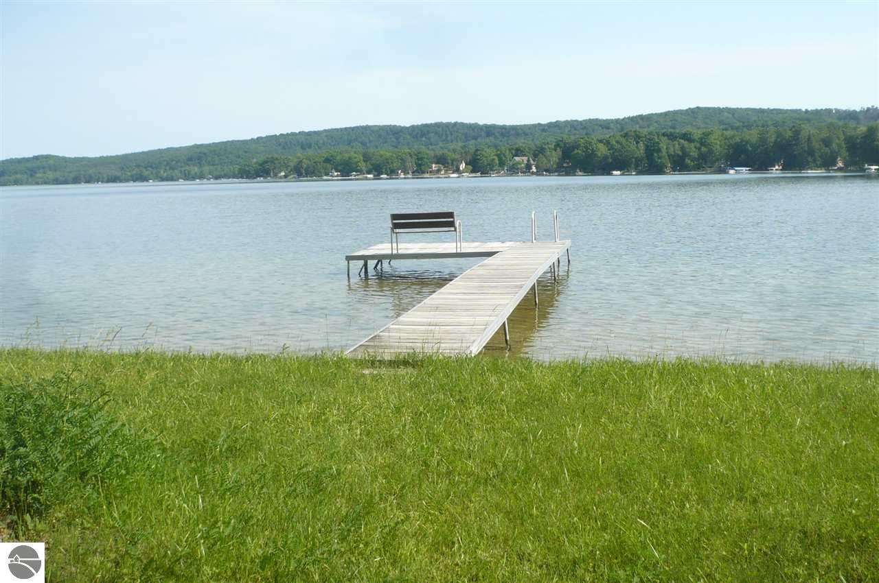 3911 Birch Dr, Honor, MI 49640 photo 25