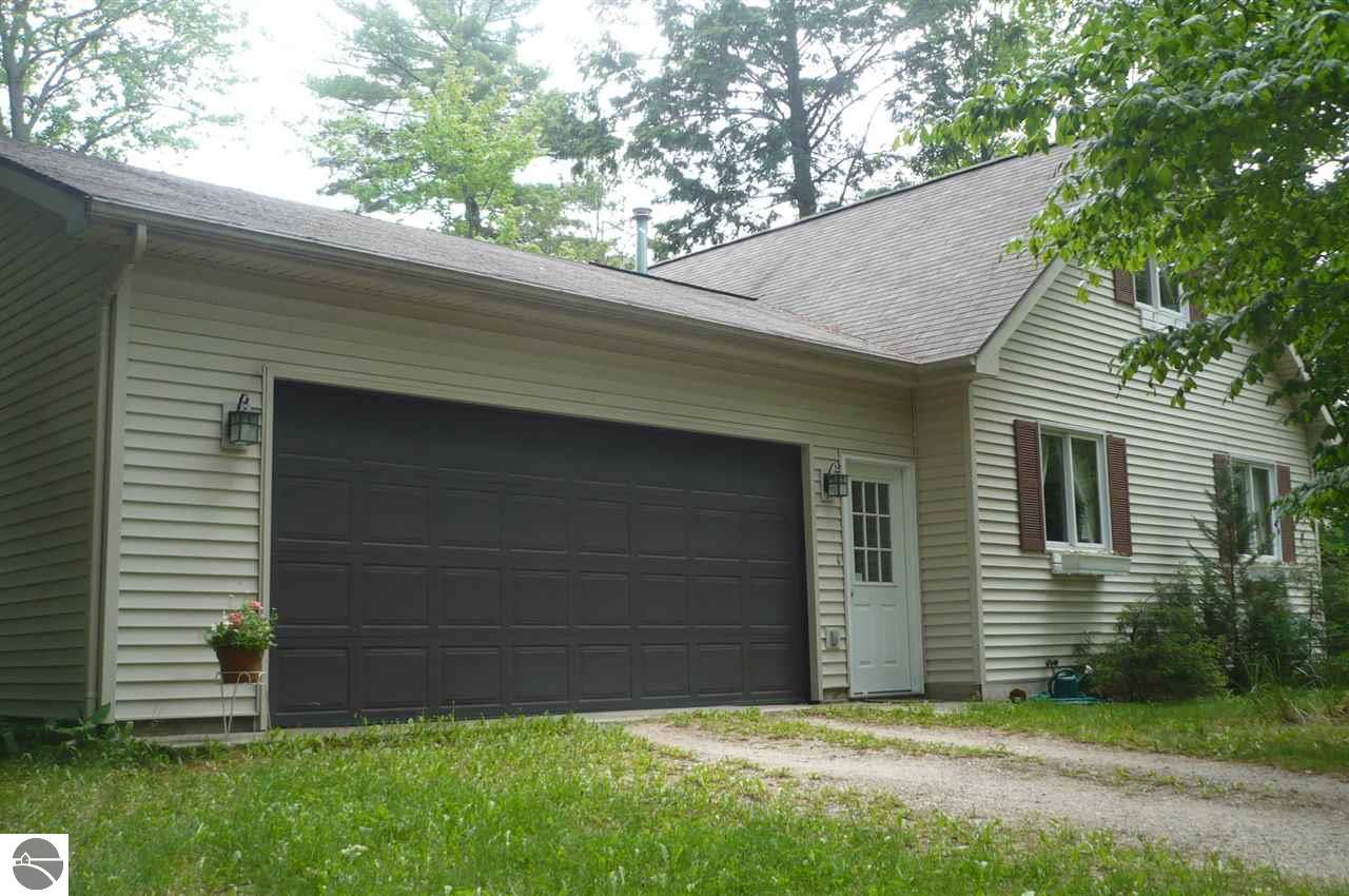 3911 Birch Dr, Honor, MI 49640 photo 22