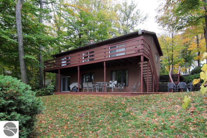 4033 E Shore Dr, Grawn, MI 49637 photo 3