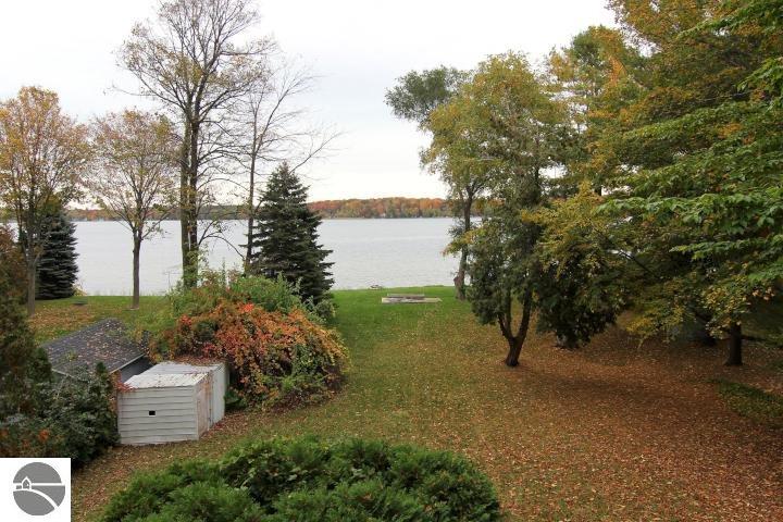 4033 E Shore Dr, Grawn, MI 49637 photo 6