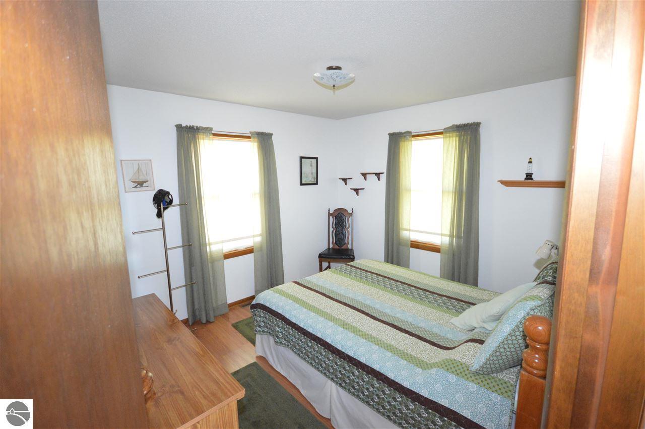 6967 S Glazier Beach Dr, Cedar, MI 49621 photo 10