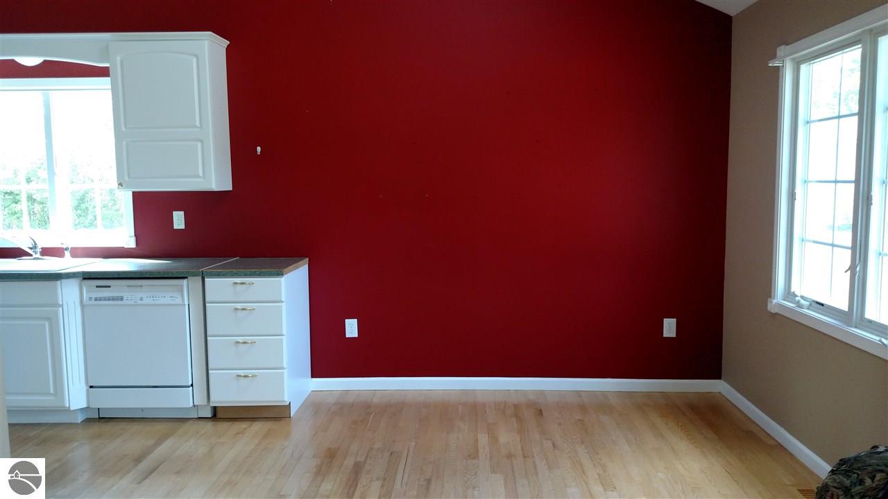 590 S Augres River Dr, Au Gres, MI 48703 photo 10