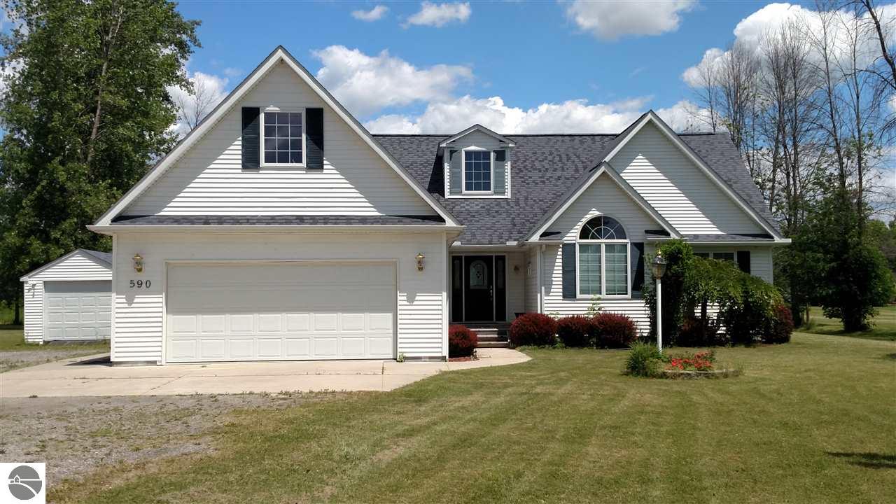 590 S Augres River Dr, Au Gres, MI 48703 photo 3