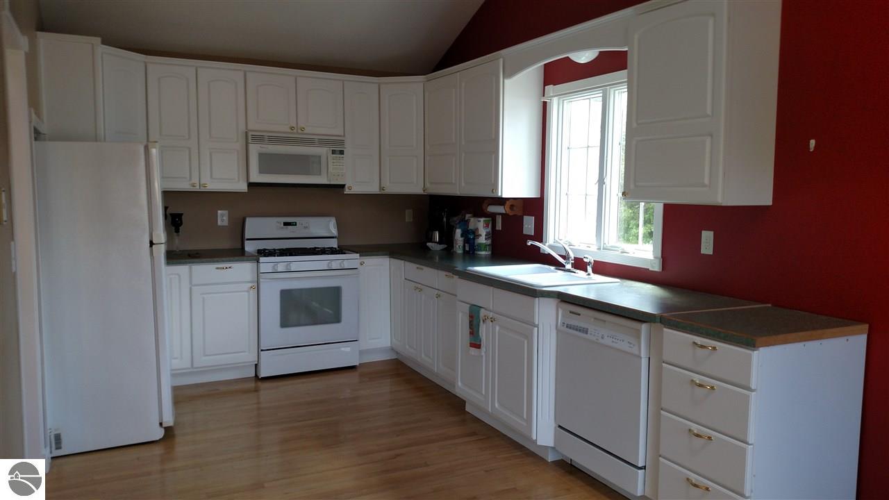 590 S Augres River Dr, Au Gres, MI 48703 photo 13