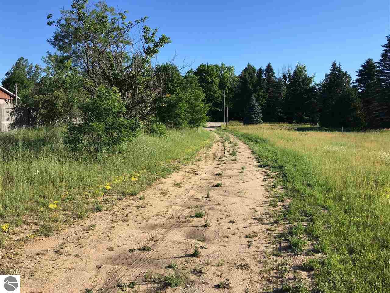 10657 Riley Rd, Interlochen, MI 49643 photo 2