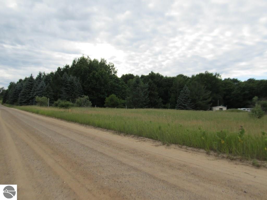 7394 W Remick Rd, Edmore, MI 48829 photo 8
