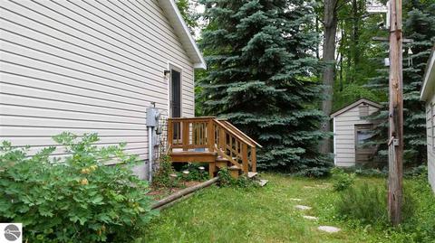 5631 Hammell Beach Rd, Au Gres, MI 48703 photo 2
