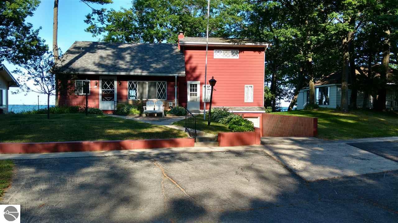 911 Crescent Dr, Au Gres, MI 48703 photo 3