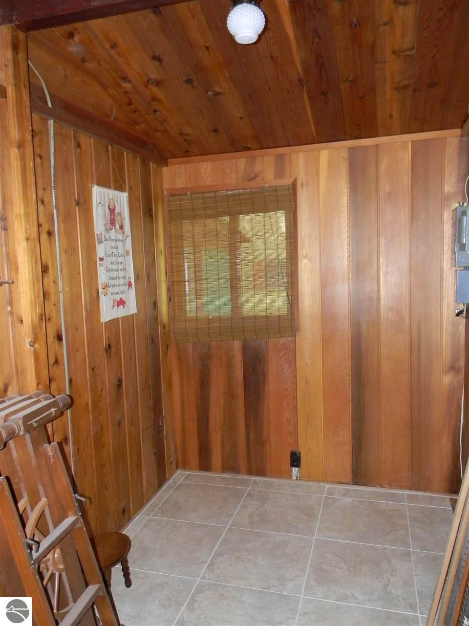 709 Deerfield Ln, Lupton, MI 48635 photo 24