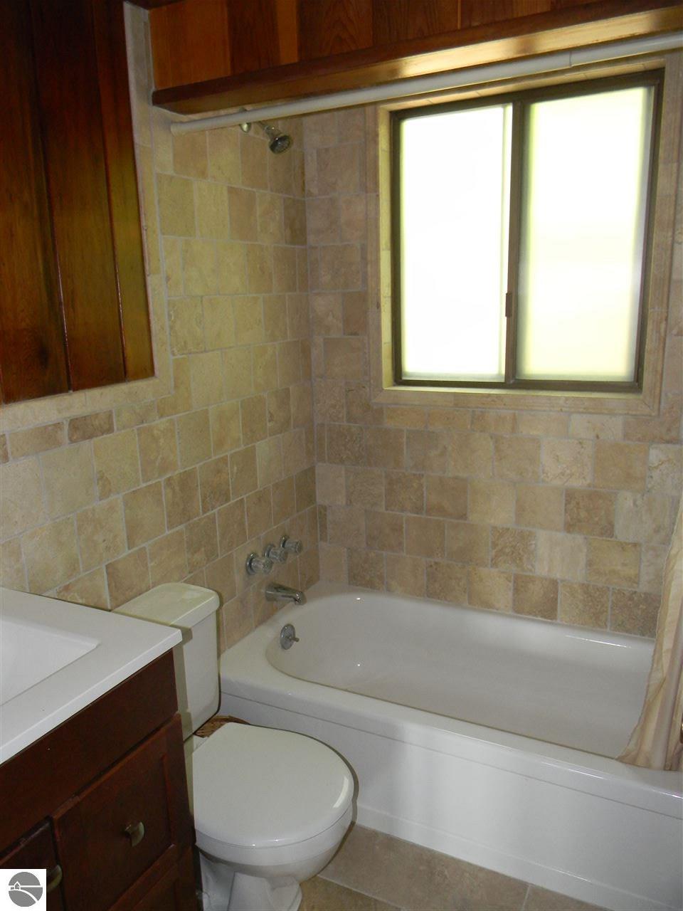 709 Deerfield Ln, Lupton, MI 48635 photo 21