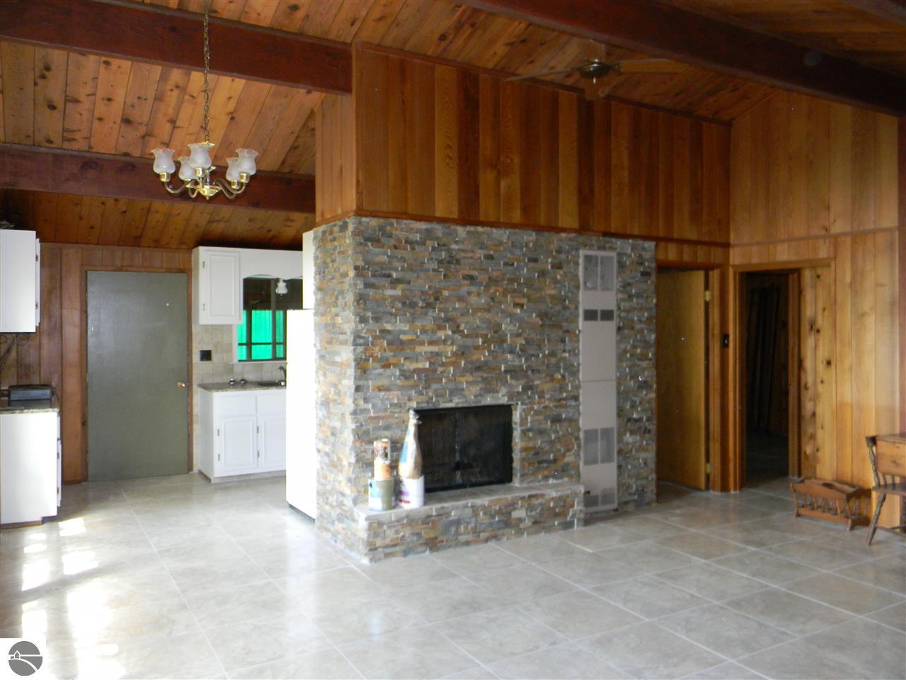 709 Deerfield Ln, Lupton, MI 48635 photo 19