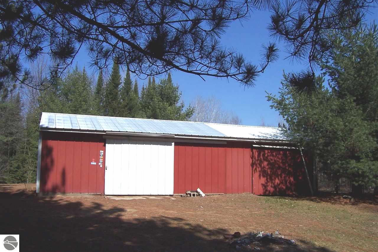 922 Pettit Rd, Lupton, MI 48635 photo 18