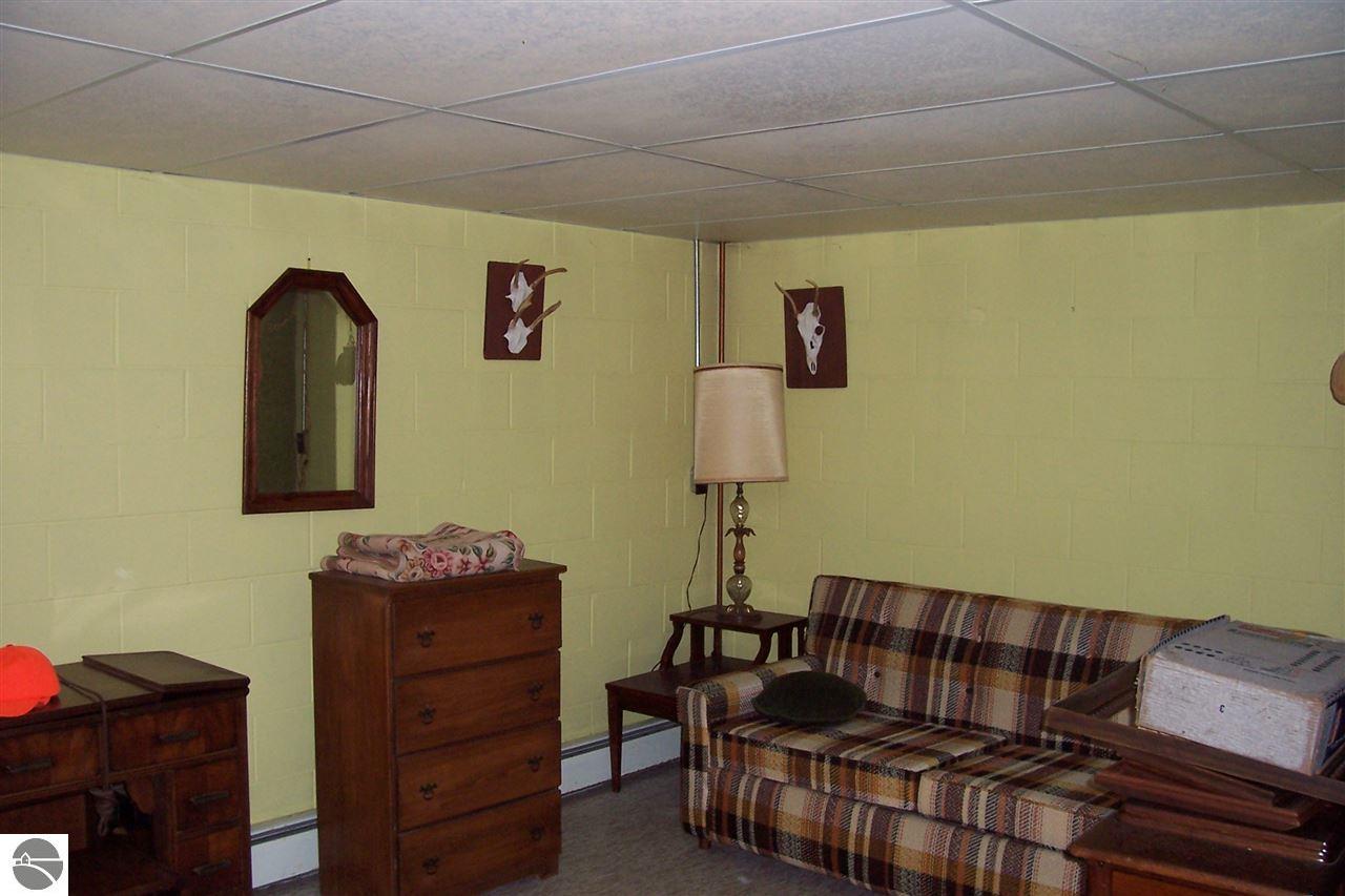 922 Pettit Rd, Lupton, MI 48635 photo 26