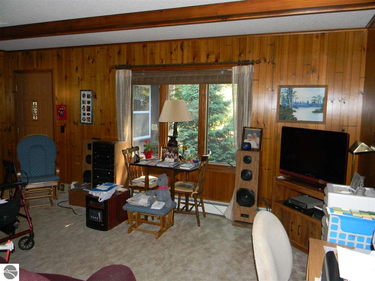 922 Pettit Rd, Lupton, MI 48635 photo 9