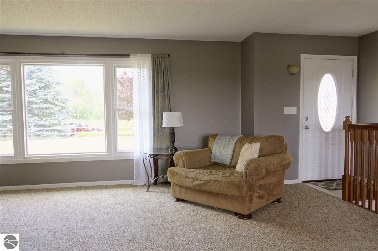 3860 E Walton, Shepherd, MI 48883 photo 11