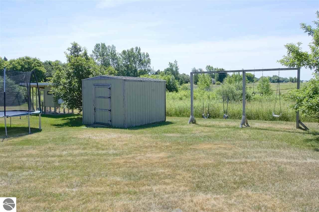 3860 E Walton, Shepherd, MI 48883 photo 46